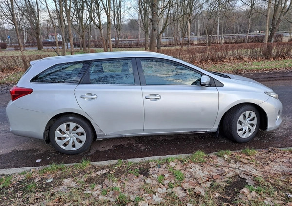 Toyota Auris cena 19500 przebieg: 477500, rok produkcji 2013 z Lubin małe 79